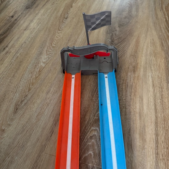 Kids Racing Track Set - Orange and Blue - Picture 7 of 8